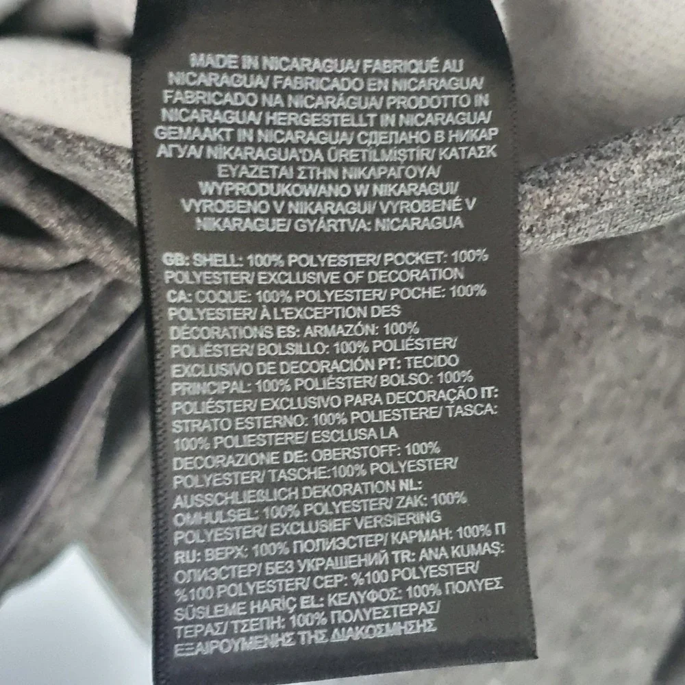 The North‎ Face Jacket Sz M Logo SL Health on Sleeve Gray Women Pockets